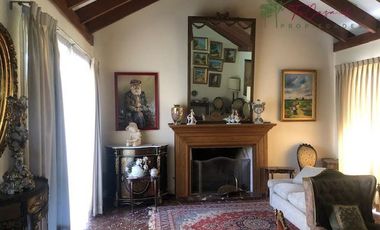 Casa en venta de 7 dorm. en Calera de Tango