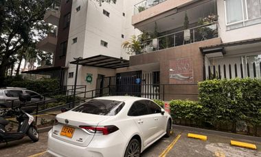 apartamento en arriendo en ciudad jardín. Cod A125540