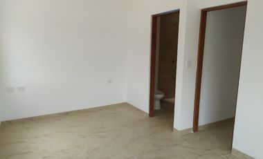 Casa de 3 rec. con alberca en condominio Fracc. Cumbre Tulipanes, Xochitepec, Mor.