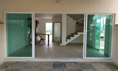 Casa de 3 rec. con alberca en condominio Fracc. Cumbre Tulipanes, Xochitepec, Mor.