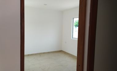 Casa de 3 rec. con alberca en condominio Fracc. Cumbre Tulipanes, Xochitepec, Mor.