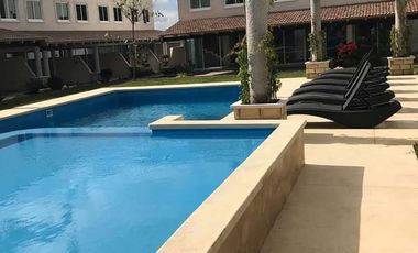 Casa de 3 rec. con alberca en condominio Fracc. Cumbre Tulipanes, Xochitepec, Mor.