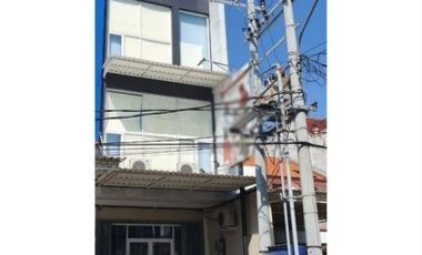 Di jual ruko 4 lantai jalan Prapanca, tengah kota