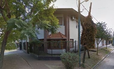 Chalet en venta en Bernal Oeste