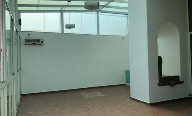 Hermosa Residencia en Mayorazgos del bosque.