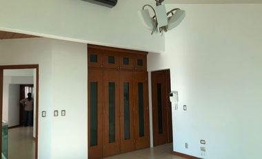 Hermosa Residencia en Mayorazgos del bosque.