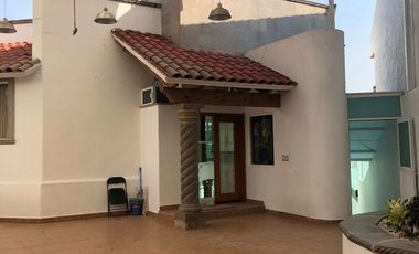 Hermosa Residencia en Mayorazgos del bosque.