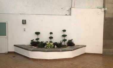 Hermosa Residencia en Mayorazgos del bosque.