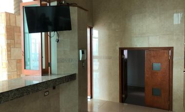 Hermosa Residencia en Mayorazgos del bosque.