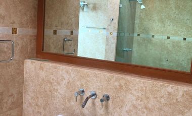 Hermosa Residencia en Mayorazgos del bosque.