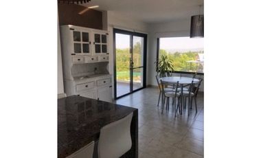 ALQUILER TEMPORARIO CASA EN TANTI CON PILETA