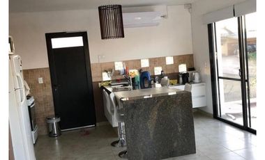 ALQUILER TEMPORARIO CASA EN TANTI CON PILETA