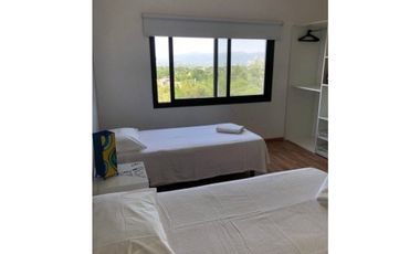 ALQUILER TEMPORARIO CASA EN TANTI CON PILETA