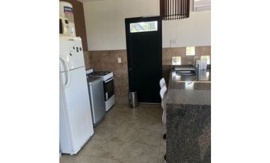 ALQUILER TEMPORARIO CASA EN TANTI CON PILETA