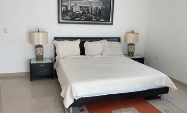 Casa en puerta de hierro