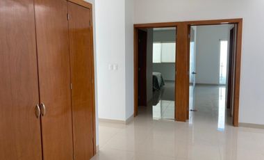 Casa en puerta de hierro