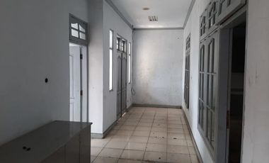 Rumah 3 lantai luas 505m2 type 14KT di Cirebon Jawa Barat