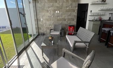 Casa totalmente amueblada en Venta Tequesquitengo
