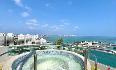 Salinas, se vende Pent House de lujo frente al mar con terraza y jacuzzi privados.