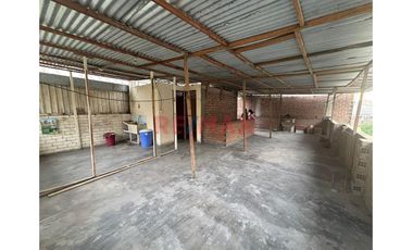Casa En Venta Frente A Parque Y En Esquina En Urbanizacion Mangomarca