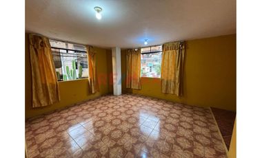 Casa En Venta Frente A Parque Y En Esquina En Urbanizacion Mangomarca