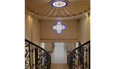 ALQUILER CASA SAN FRANCISCO - USO COMERCIAL O RESIDENCIAL