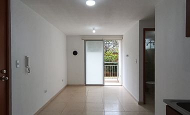 apartamento en arriendo en prados del este. Cod A32150