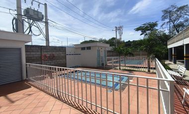 apartamento en arriendo en prados del este. Cod A32150