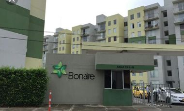 apartamento en arriendo en prados del este. Cod A5020