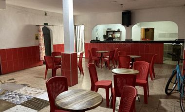 casa-local en venta en montes. Cod V102262