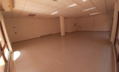 Remate, Se Vende Local Comercial,The Village Mall