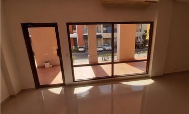 Remate, Se Vende Local Comercial,The Village Mall