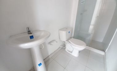 apartamento en arriendo en arboleda campestre yarumo piso 5 sin ascensor. Cod A13678