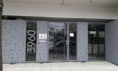 DEPARTAMENTO MONOAMBIENTE EN  MODERNO EDIFICIO