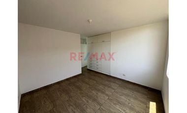 Alquiler Departamento Amplio E Iluminado En Matellini Chorrillos