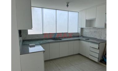 Alquiler Departamento Amplio E Iluminado En Matellini Chorrillos