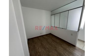 Alquiler Departamento Amplio E Iluminado En Matellini Chorrillos