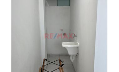 Alquiler Departamento Amplio E Iluminado En Matellini Chorrillos