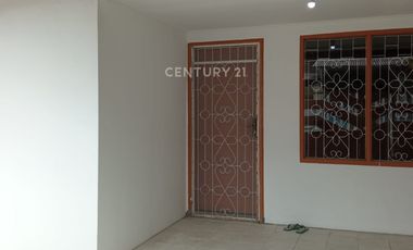Rumah Siap Huni Dan Strategis Area Taman Kota Daan Mogot