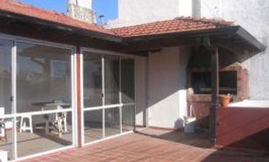 PH de 4 ambientes en 2 pantas - Lanus Oeste Centro