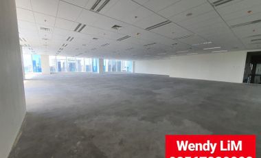 EXCLUSIVE OFFICE SPACE at CENTENNIAL TOWER MID ZONE 196sqm
