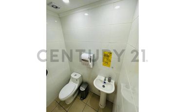 SE VENDE OFICINA AMOBLADA EN BARRIO YUNGAY