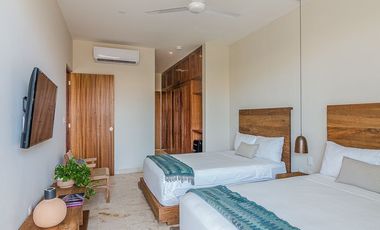 Lujoso Penthouse de 2 Recámaras en venta en Aldea Zamá