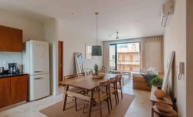 Lujoso Penthouse de 2 Recámaras en venta en Aldea Zamá