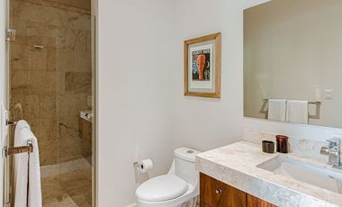 Lujoso Penthouse de 2 Recámaras en venta en Aldea Zamá
