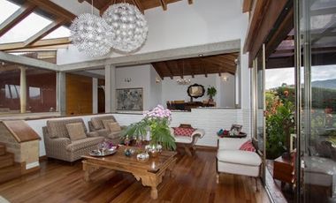VENTA de CASAS en LA CALERA
