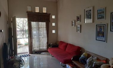 Rumah Bagus Siap Huni di Perumahan Taman Wisata Tropodo Sidoarjo