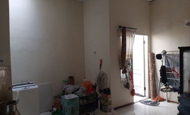 Rumah Bagus Siap Huni di Perumahan Taman Wisata Tropodo Sidoarjo