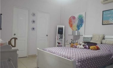 SE VENDE CASA 4 REC EN VILLAS DEL GOLF