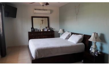 SE VENDE CASA 4 REC EN VILLAS DEL GOLF